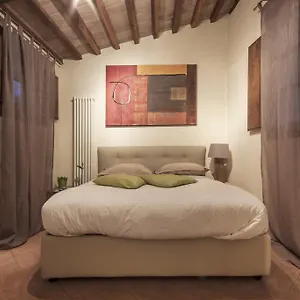 Da Leo , Montefollonico Italia